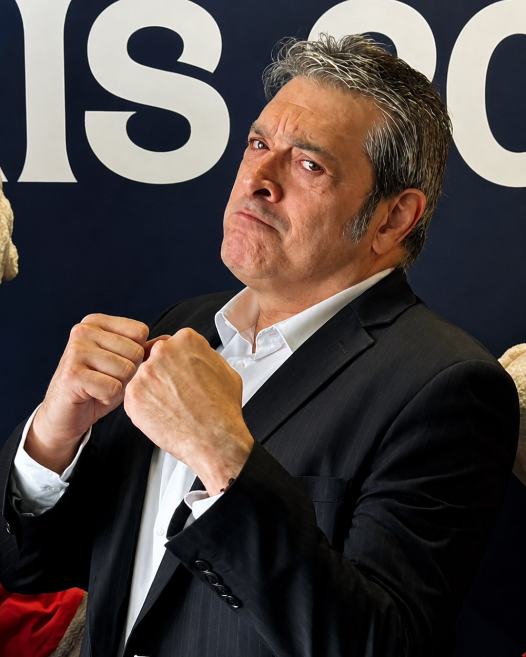 Jorge Lera en el estudio de locución